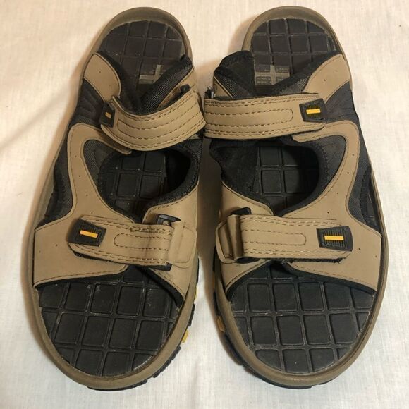 Ozark Trail Felix II mens slip on sandal. Brown size 11. NWOB - Picture 1 of 5